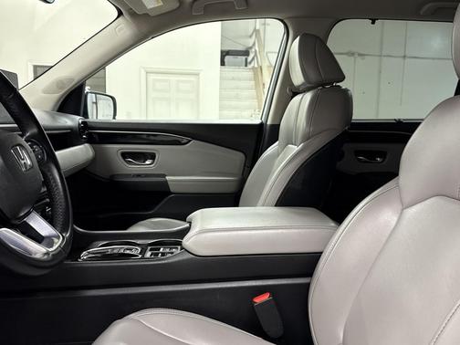 2023 Honda Pilot 2WD EX-L 8 Passenger