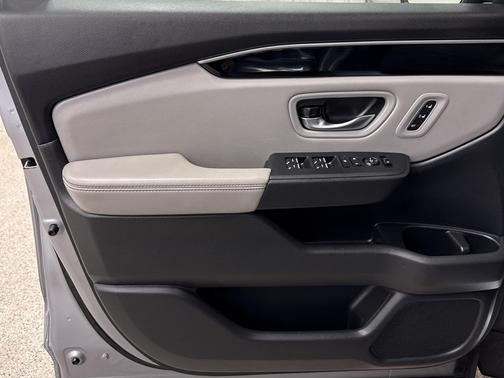 2023 Honda Pilot 2WD EX-L 8 Passenger