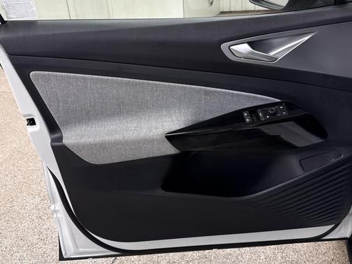 2024 Volkswagen ID.4 Standard