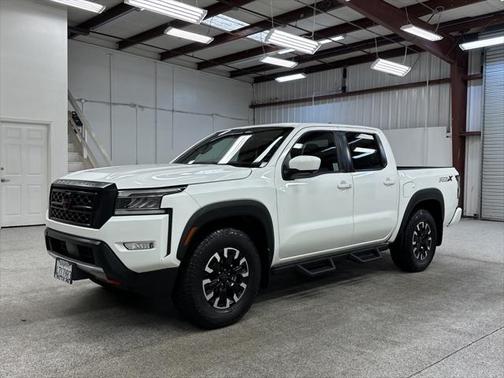 2023 Nissan Frontier PRO-X