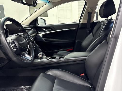 2023 Genesis G70 2.0T AWD