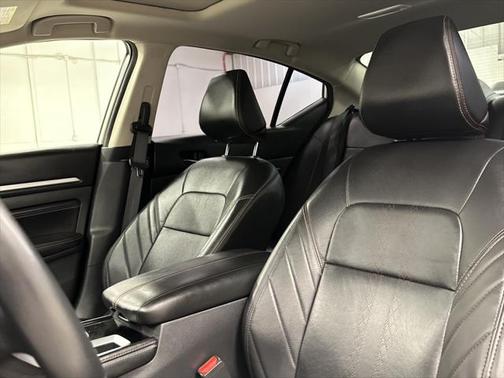 2023 Nissan Altima SR FWD