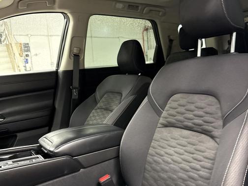 2022 Nissan Pathfinder SV 2WD