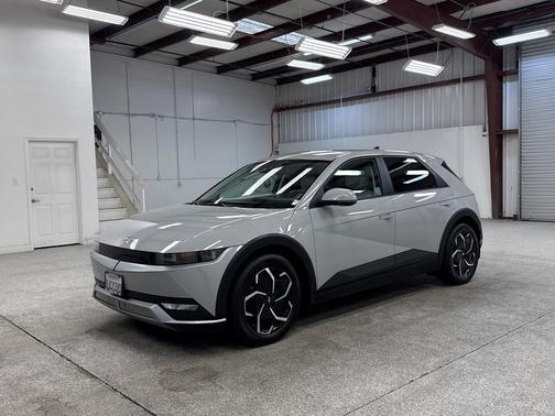 2023 Hyundai IONIQ 5 SEL
