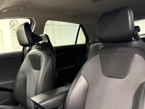 2023 Kia Niro EX