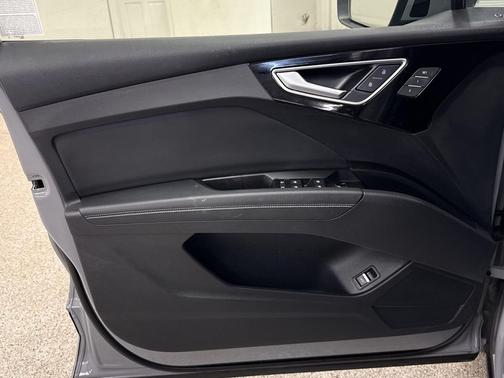 2023 Audi Q4 e-tron Premium Plus 50 quattro