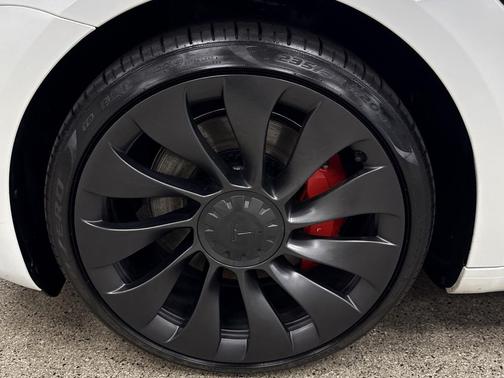 2023 Tesla Model 3 Performance