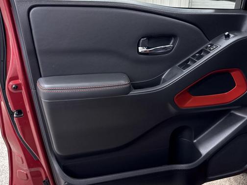 2022 Nissan Frontier PRO-X