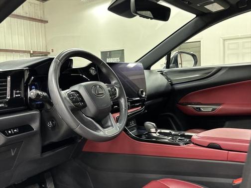 2022 Lexus NX 350h Premium