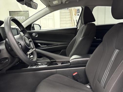 2023 Hyundai ELANTRA HEV Blue