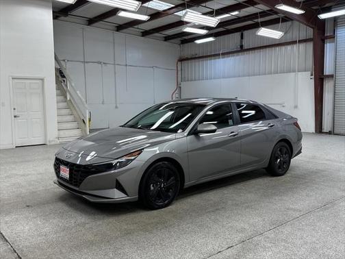 2023 Hyundai ELANTRA HEV Blue