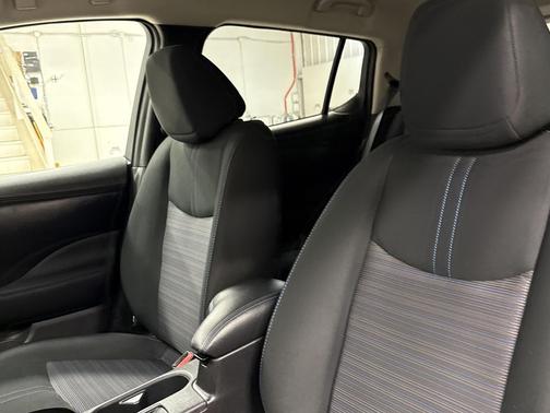 2024 Nissan Leaf SV PLUS