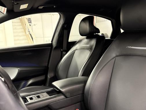 2023 Hyundai IONIQ 6 SEL