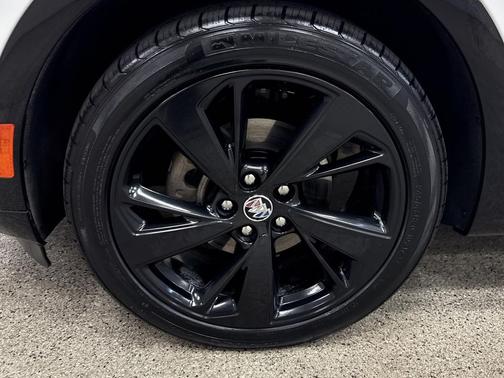 2022 Buick Envision FWD Essence