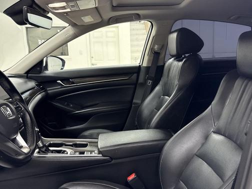 2022 Honda Accord EX-L 1.5T