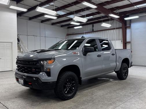 2025 Chevrolet Silverado 1500 Custom Trail Boss