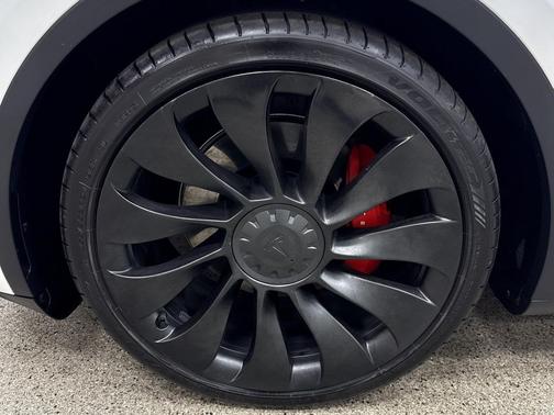 2021 Tesla Model Y Performance Dual Motor All-Wheel Drive