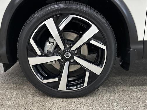 2021 Nissan Rogue Sport SL
