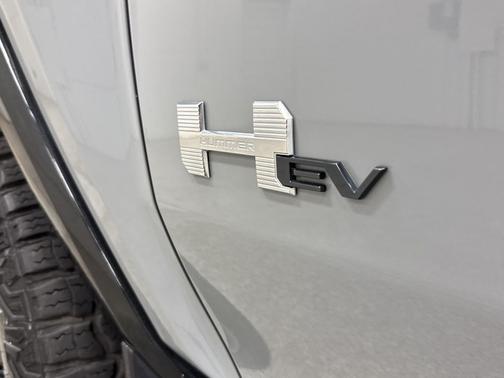 2024 GMC HUMMER EV SUV 2X