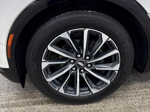 2024 Cadillac LYRIQ Sport