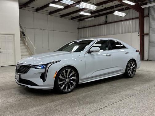 2022 Cadillac CT4 Premium Luxury