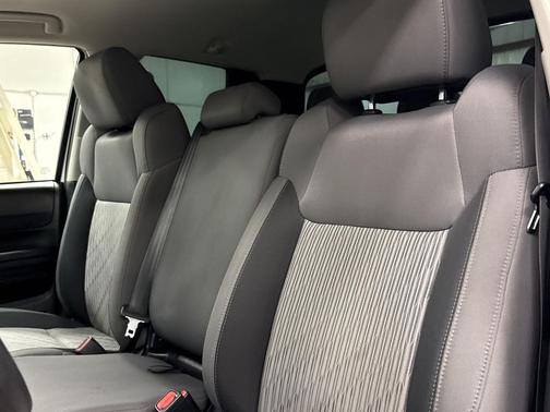 2017 Toyota Tundra SR