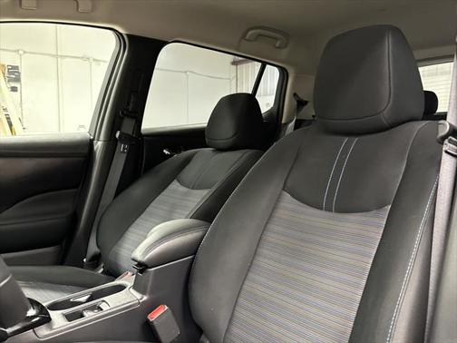 2023 Nissan Leaf SV PLUS 60 kWh