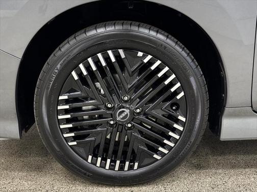 2023 Nissan Leaf SV PLUS 60 kWh