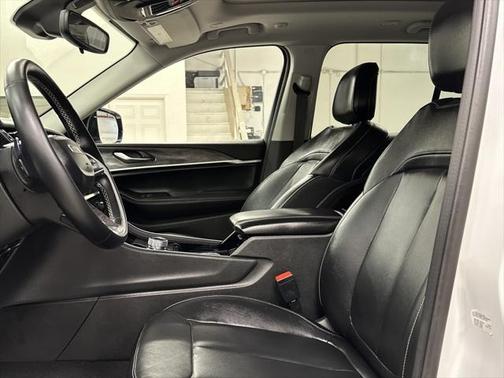 2022 Jeep Grand Cherokee Limited X