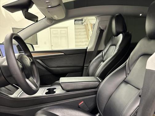 2023 Tesla Model Y Performance Dual Motor All-Wheel Drive