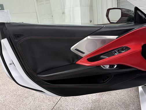 2020 Chevrolet Corvette Stingray w/3LT