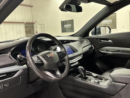 2019 Cadillac XT4 Premium Luxury