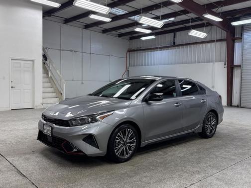 2024 Kia Forte GT-Line