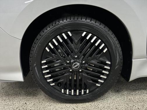 2023 Nissan Leaf SV PLUS 60 kWh