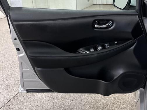 2023 Nissan Leaf SV PLUS 60 kWh
