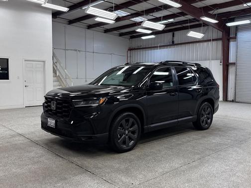 2025 Honda Pilot Sport