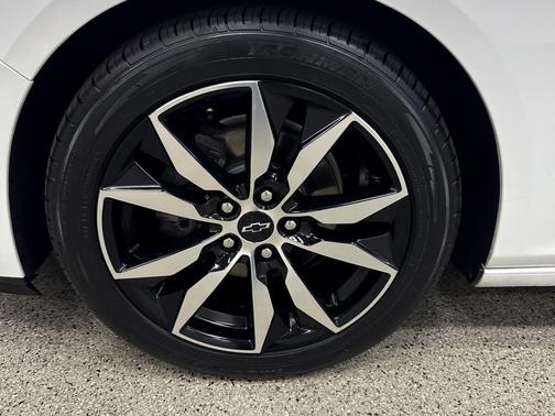 2020 Chevrolet Malibu FWD RS