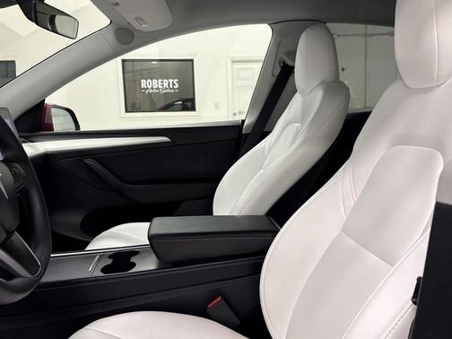 2024 Tesla Model Y Long Range Dual Motor All-Wheel Drive