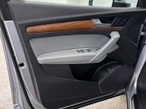 2021 Audi Q5 45 Premium Plus