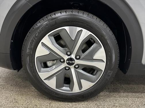 2022 Kia Niro EV EX Premium