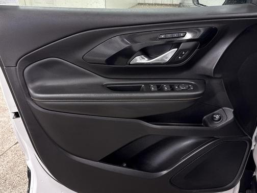 2024 GMC Terrain AWD AT4