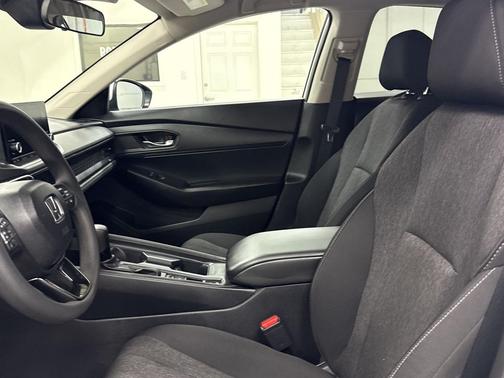 2024 Honda Accord LX 1.5T