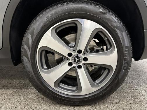 2021 Mercedes-Benz GLC 300 4MATIC