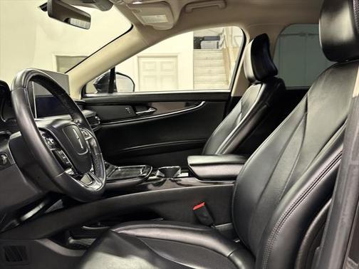 2021 Lincoln Nautilus Standard