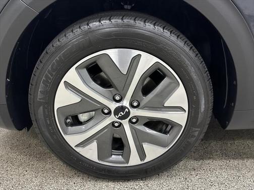 2022 Kia Niro EV EX