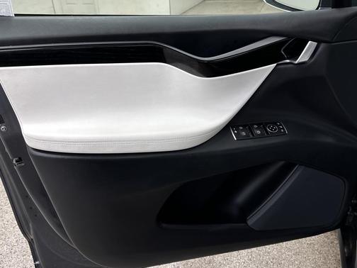 2019 Tesla Model X 100D