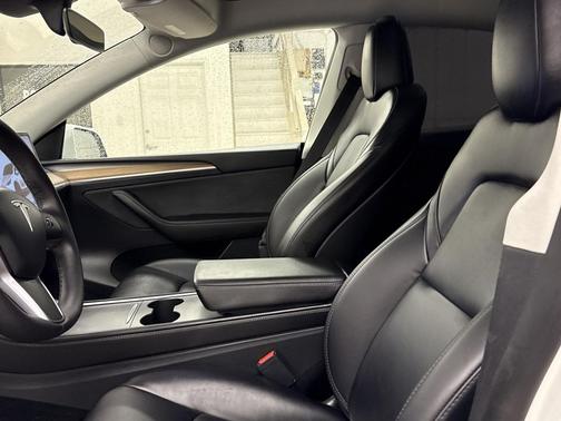 2023 Tesla Model Y Performance Dual Motor All-Wheel Drive