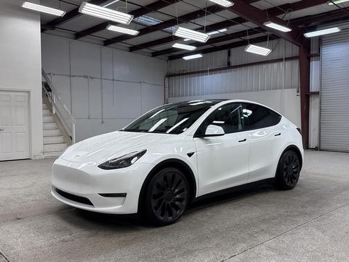 2023 Tesla Model Y Performance Dual Motor All-Wheel Drive