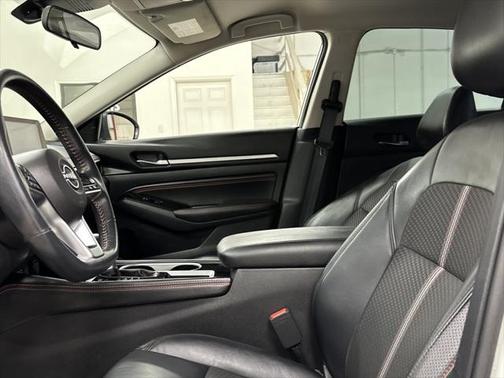 2023 Nissan Altima SR FWD