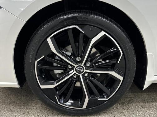 2023 Nissan Altima SR FWD